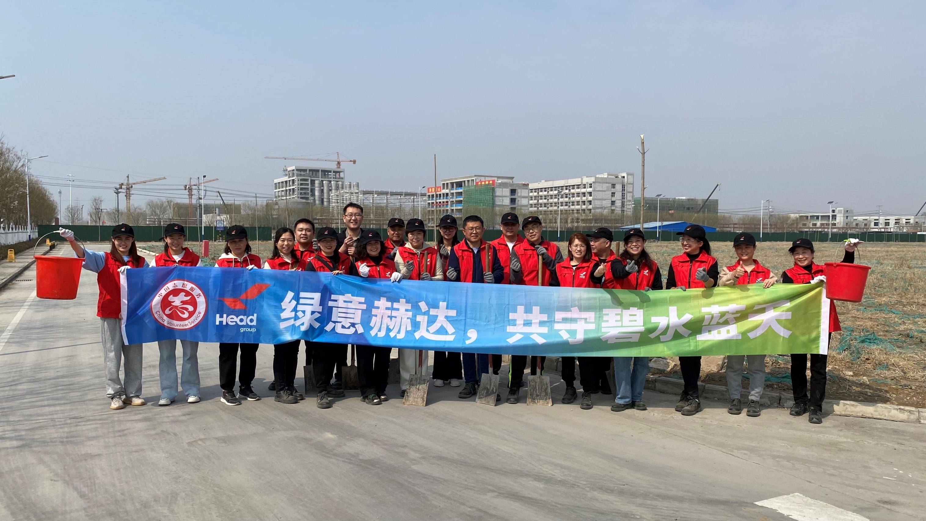 绿意英国beat365官方网站入口，共守碧水蓝天——英国beat365官方网站入口集团植树节公益活动圆满结束